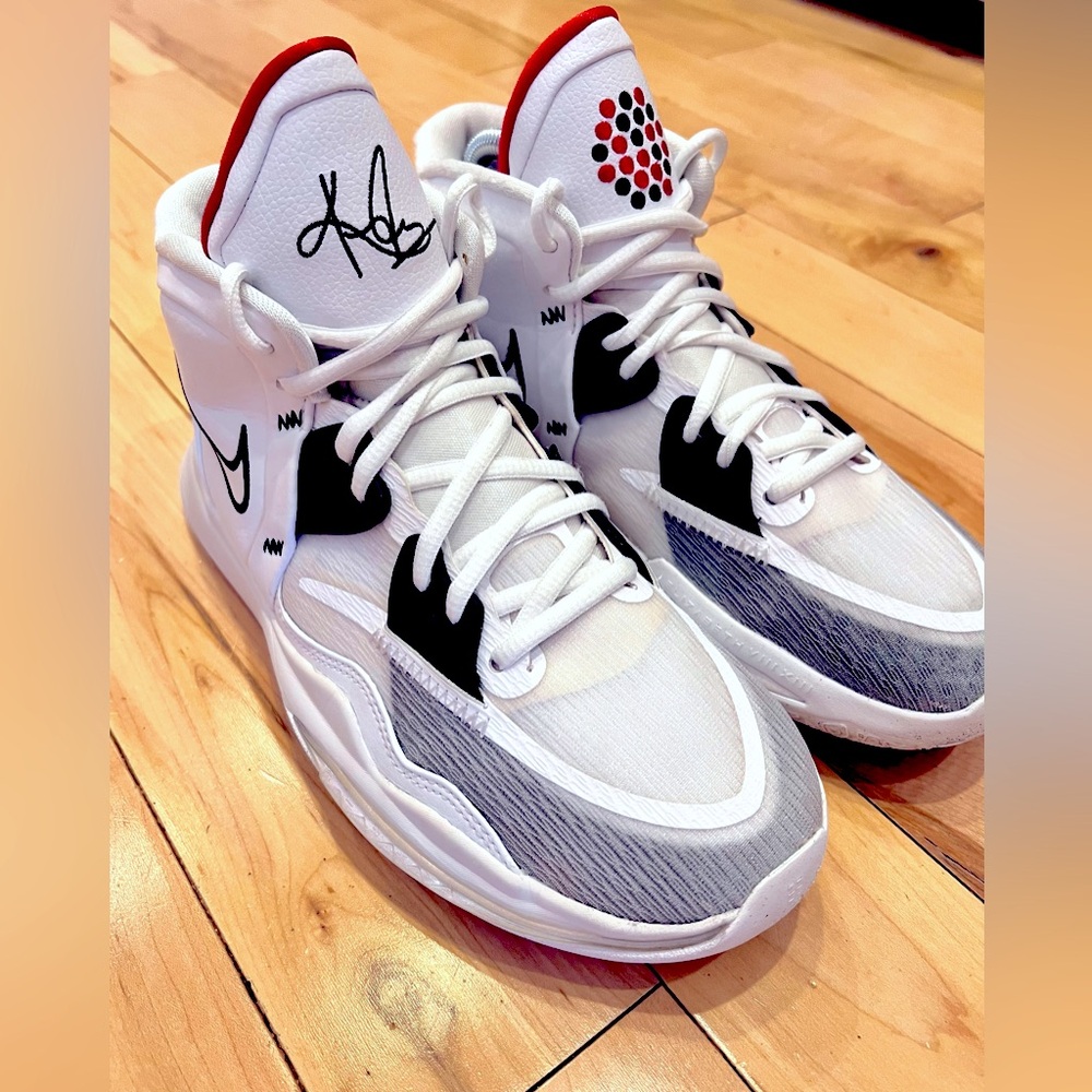 Boys Nike Kyrie Infinity "White/Black/University Red" sneakers